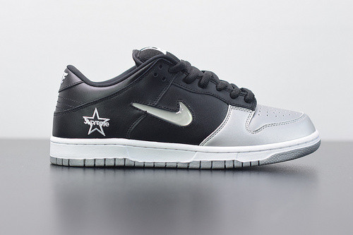 NIKE SB DUNK LOW Supreme JEWELSWH SILVER CK3480-001