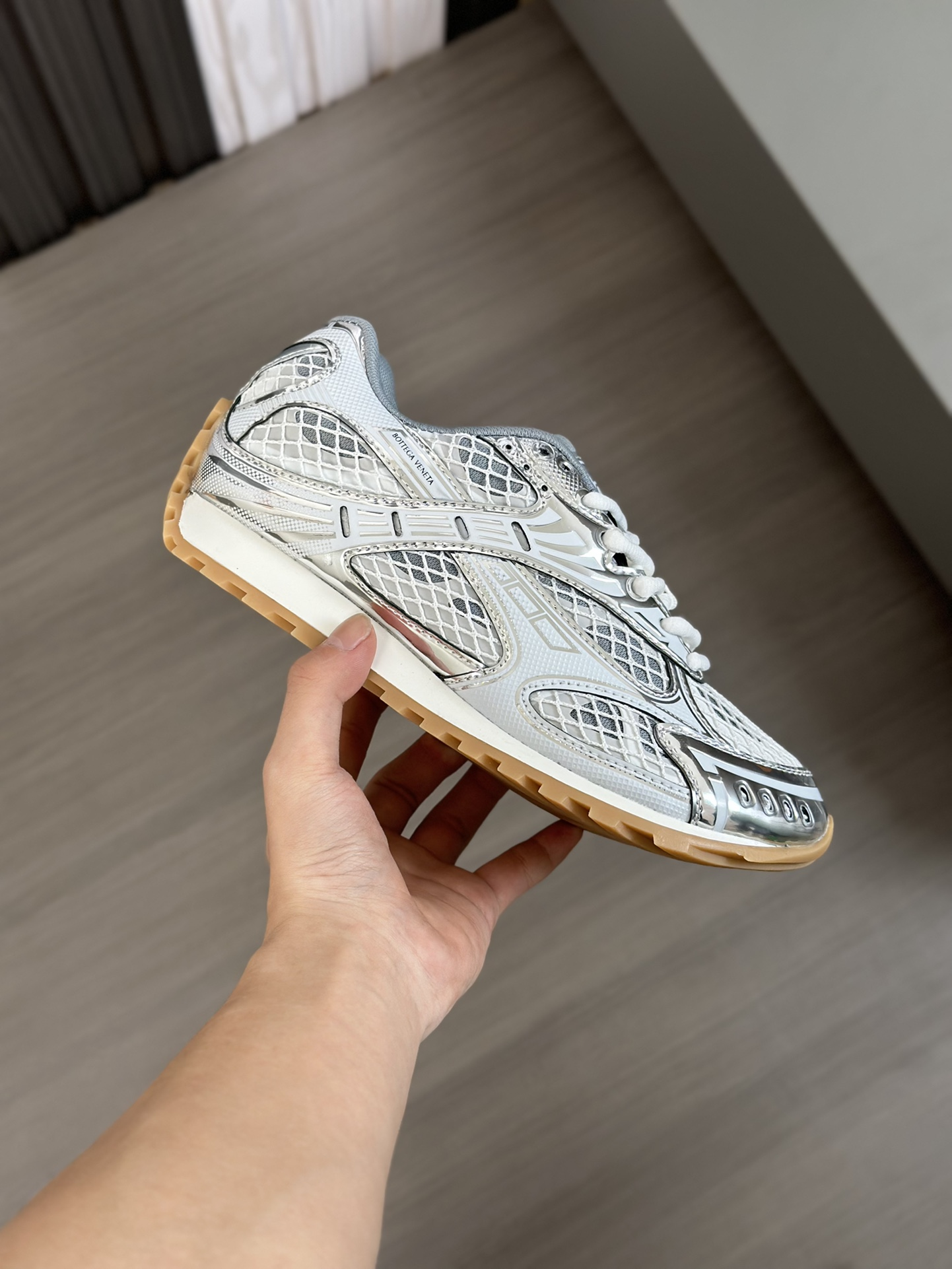 bo*te*ga Ve*ne*ta orbit sneaker