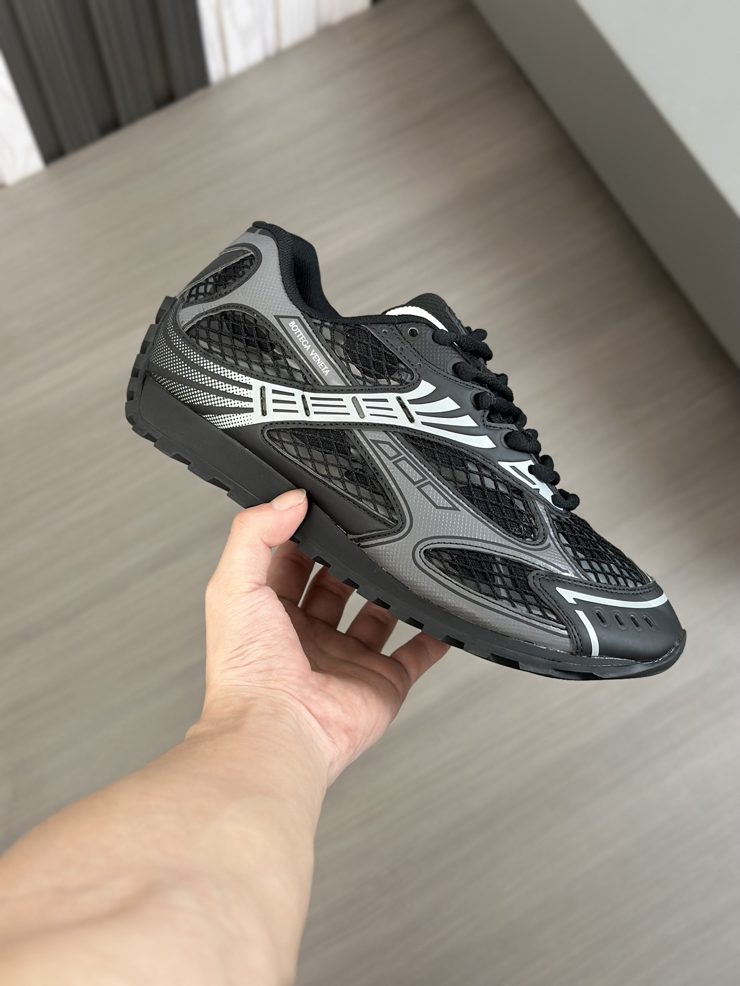 bo*te*ga Ve*ne*ta orbit sneaker