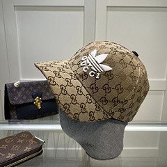 G*u*i hat