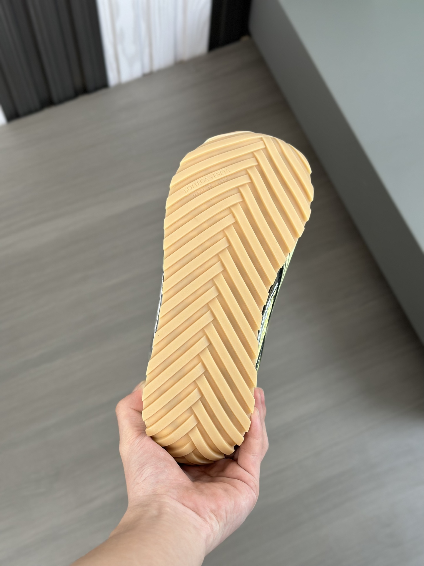 bo*te*ga Ve*ne*ta orbit sneaker